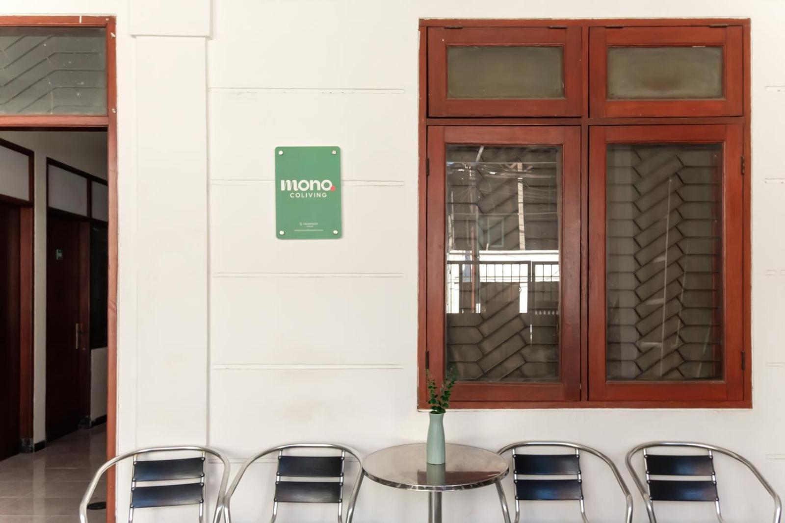 Mono Coliving Kertajaya Syariah, Sby Hotel Surabaya Buitenkant foto